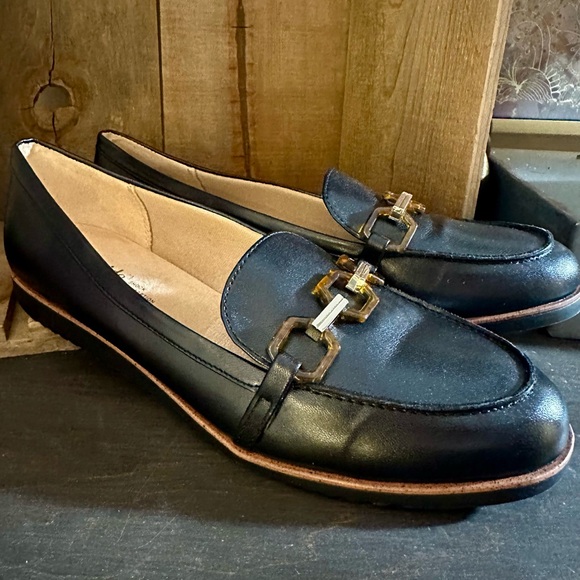 LifeStride Women’s Zee Black Loafers with Chain Accent size 9.5 - Picture 5 of 8